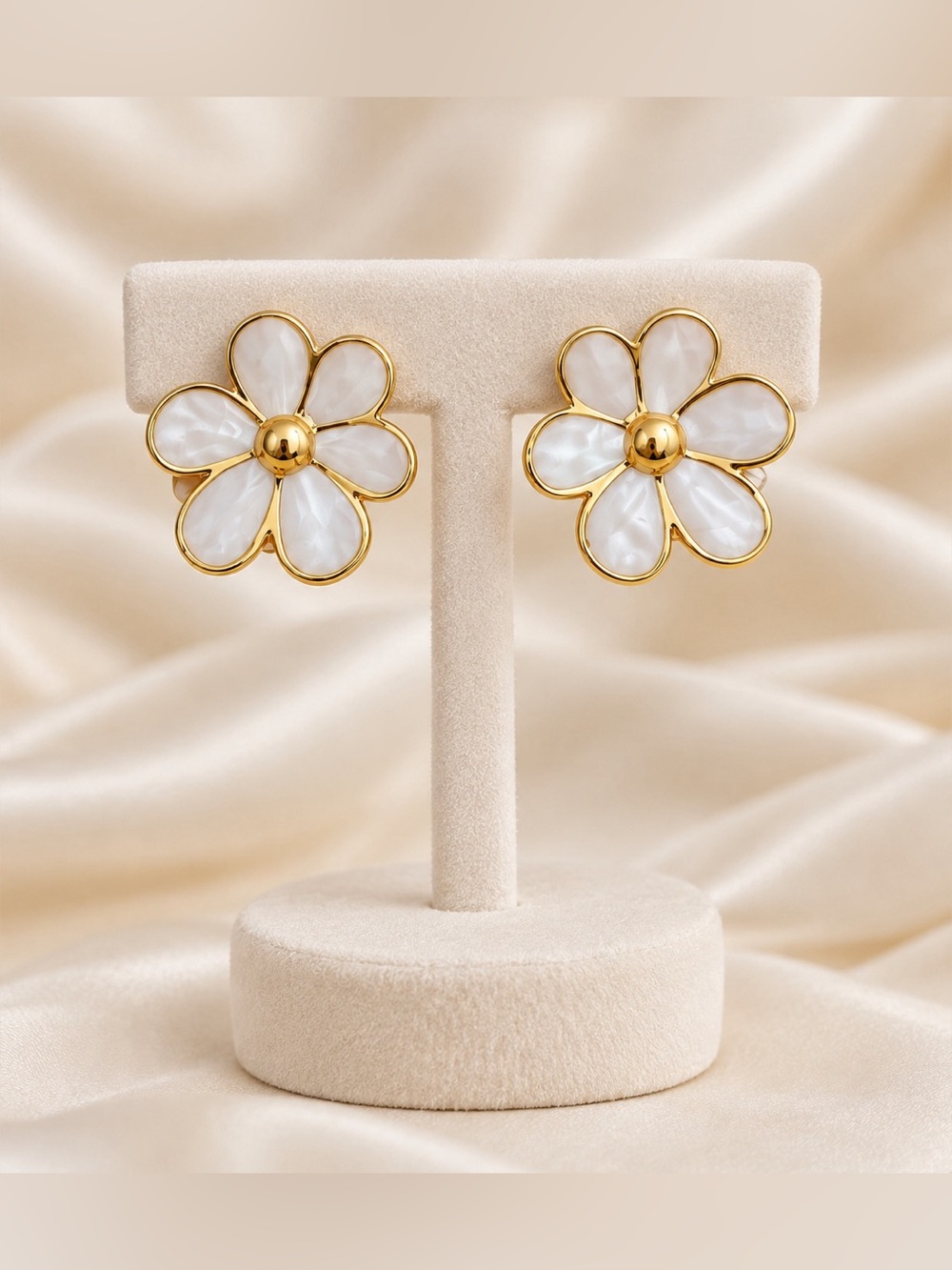 Floral Stud Earrings in White & Gold  New 316L steel